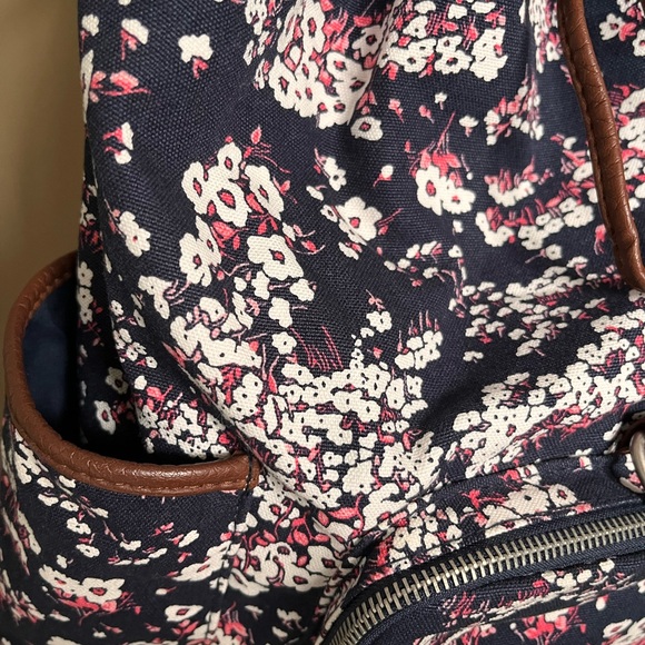 Aeropostale backpack - Picture 3 of 6